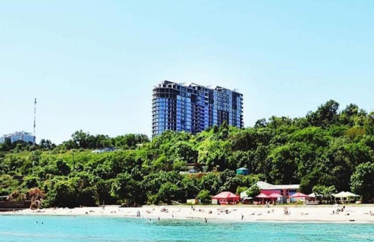 Apart Hotel Greenwood Near Sea โอเดสซา ภายนอก รูปภาพ