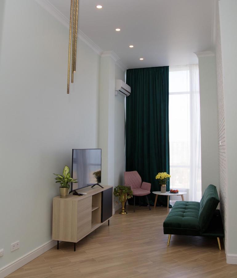 Apart Hotel Greenwood Near Sea โอเดสซา ภายนอก รูปภาพ