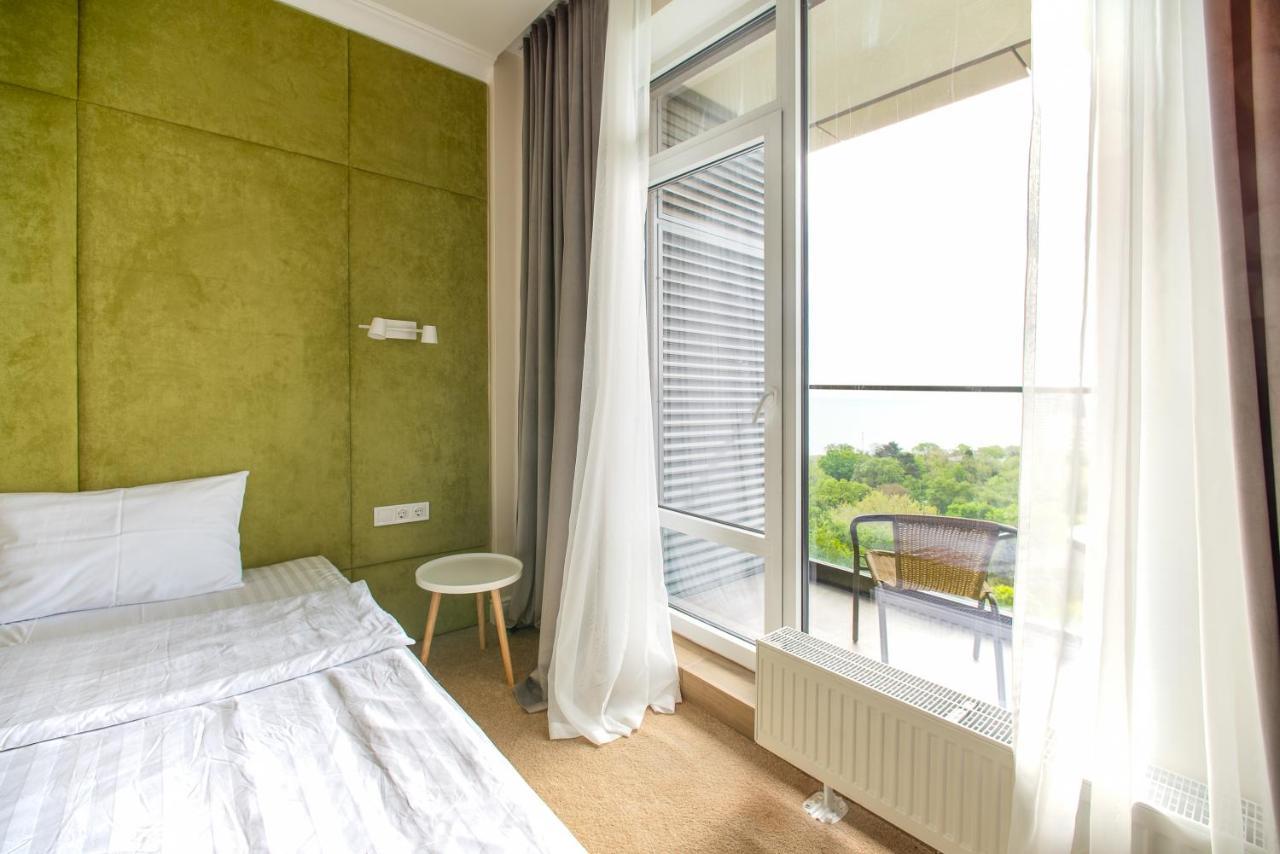 Apart Hotel Greenwood Near Sea โอเดสซา ภายนอก รูปภาพ